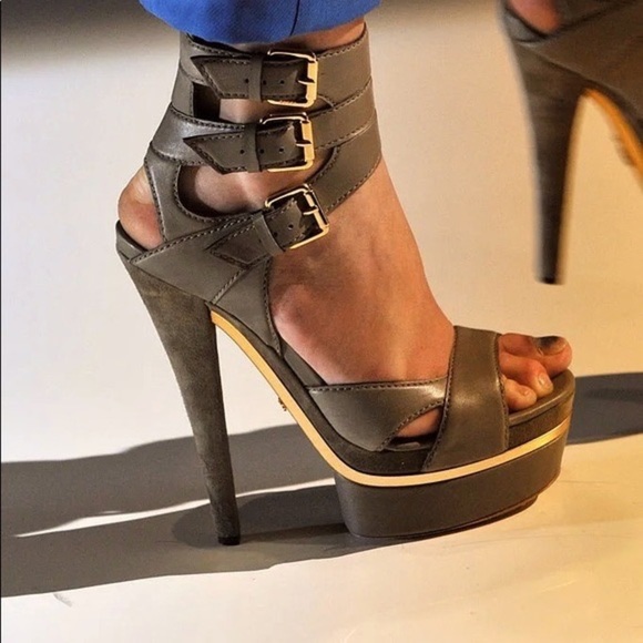 🎀HP🎀 GUCCI IMAN Triple Platforms, 39 - Picture 11 of 14